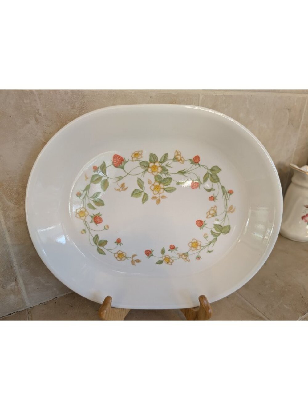Vintage Corelle Strawberry Sundae 12-inch Oval Serving Platter Discontinued 80s
